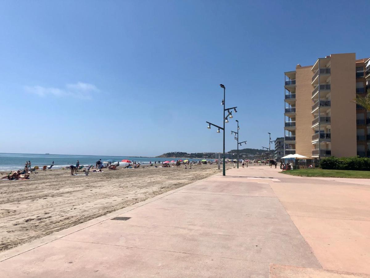 Pineda Beach 1a línea de mar&parking La Pineda Exterior foto
